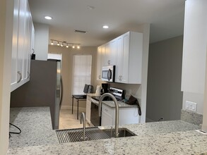 20971 Vía Azalea in Boca Raton, FL - Building Photo - Building Photo
