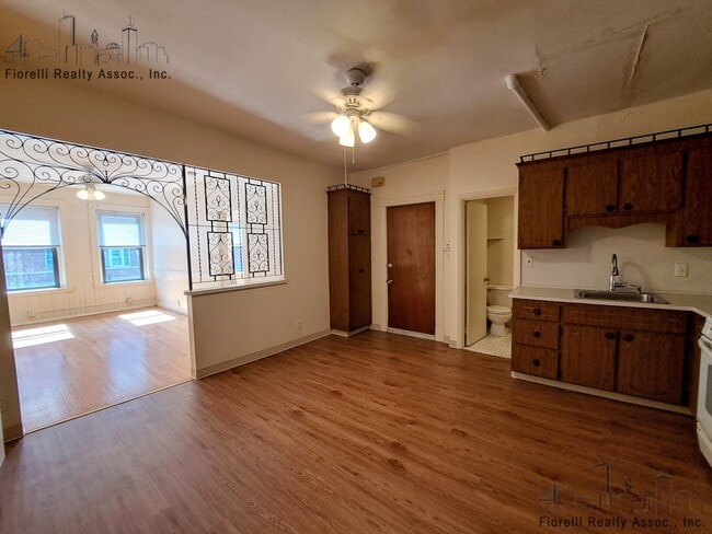 342 Hanover St, Unit 2