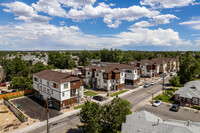 Honey Creek Townhomes in Denver, CO - Building Photo - Building Photo