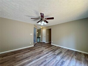 7067 Darnell St in Fayetteville, NC - Building Photo - Building Photo
