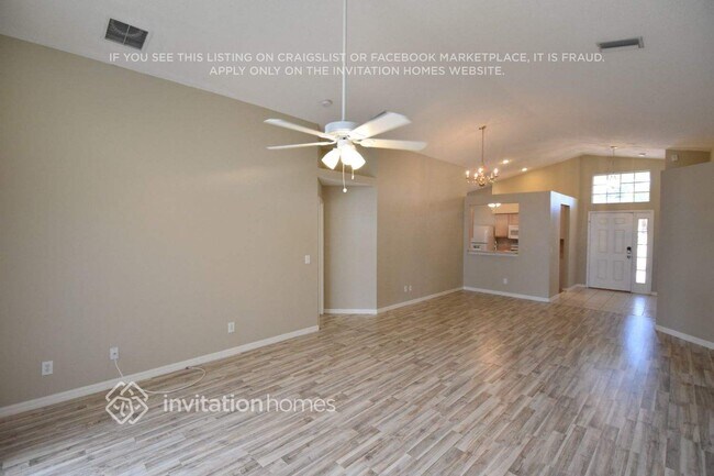 4821 Sabal Harbour Dr in Bradenton, FL - Building Photo - Building Photo