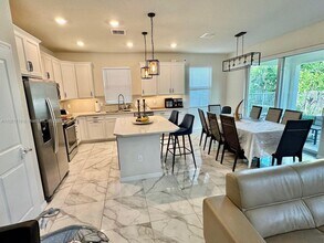4334 Ficus St in Hollywood, FL - Foto de edificio - Building Photo