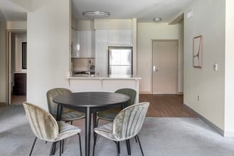 5200 Iron Horse Pkwy in Dublin, CA - Building Photo - Building Photo