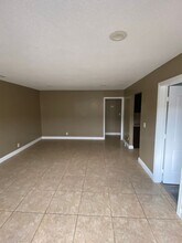 1453 W 108th St in Los Angeles, CA - Building Photo - Building Photo
