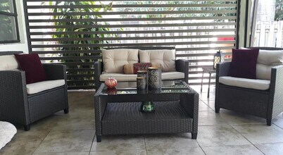 475 NE 113th St in Miami Shores, FL - Building Photo - Building Photo