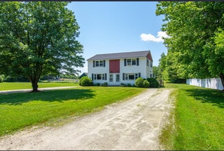 57 Edgecomb Rd in Lisbon, ME - Building Photo - Building Photo