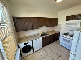 725 Garfield Ave, Unit 2 in Jersey City, NJ - Building Photo