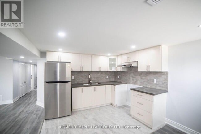 46 Epsom Downs Dr in Brampton, ON - Building Photo - Building Photo