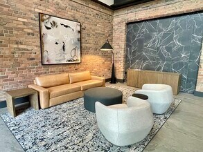 1060 Worlds Fair Park Dr in Knoxville, TN - Building Photo - Building Photo