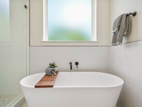 3548 Seabrook St in Houston, TX - Foto de edificio - Building Photo