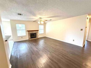 1406 Pigeon View St in Round Rock, TX - Building Photo - Building Photo