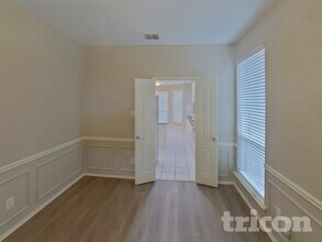 2522 Briarbrook Ln in Garland, TX - Foto de edificio - Building Photo