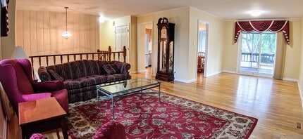 1750 Chippendale Rd in Hoffman Estates, IL - Building Photo - Building Photo