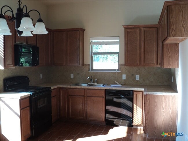 1105 Brown Rock Dr in New Braunfels, TX - Building Photo - Building Photo