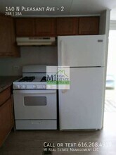 140 N Pleasant Ave-Unit -2 in Lowell, MI - Building Photo - Building Photo
