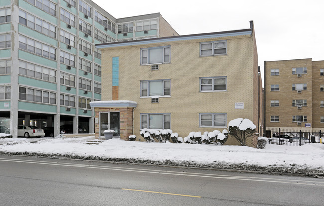 The Annex in Chicago, IL - Foto de edificio - Building Photo