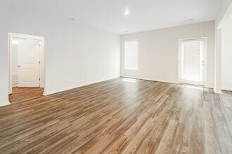 421 Midland Pnes Dr in Graniteville, SC - Building Photo - Building Photo