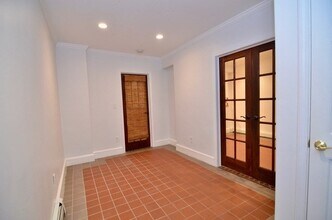 70 Clarendon St, Unit 1 in Boston, MA - Foto de edificio - Building Photo