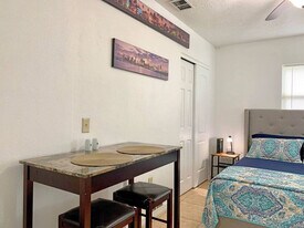 2721 Raeford Rd, Unit SI ID1094200P in Orlando, FL - Building Photo