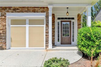 5740 Crestwick Wy in Cumming, GA - Building Photo - Building Photo