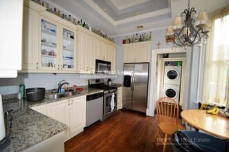40 Alleghany St, Unit 2 in Boston, MA - Foto de edificio - Building Photo