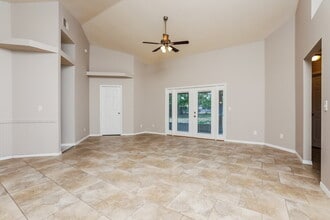 2523 Dovetail Dr in Ocoee, FL - Foto de edificio - Building Photo