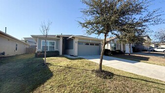 10502 Deaton Ln in Austin, TX - Building Photo