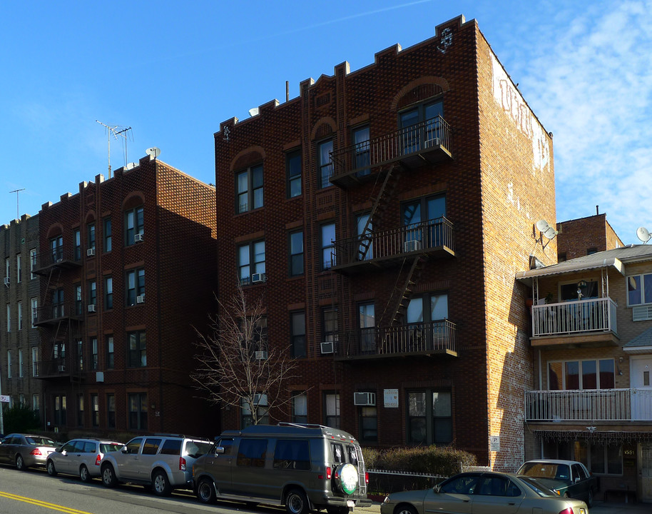 1545 Dahill Rd in Brooklyn, NY - Building Photo