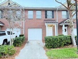 1611 Landau Rd in Jacksonville, FL - Building Photo