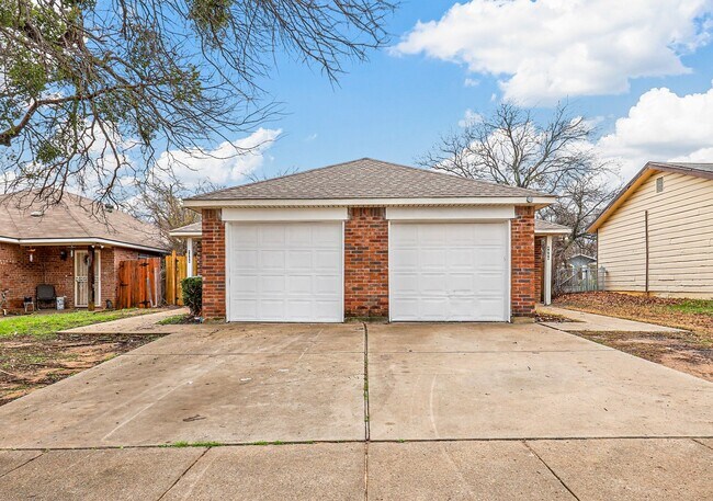 4966-4968 Willie St in Fort Worth, TX - Building Photo - Building Photo