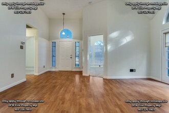 6826 Conestoga Dr in Rowlett, TX - Building Photo - Building Photo