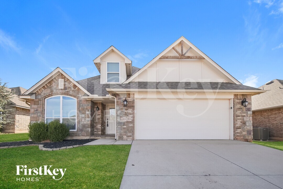 4116 NW 155th St in Edmond, OK - Building Photo