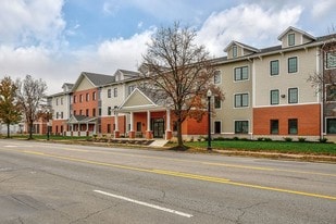 Fairwood Commons in Columbus, OH - Building Photo
