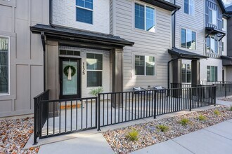 1175 N Meridian Ln in North Salt Lake, UT - Building Photo - Building Photo