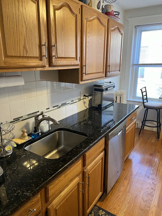 1750 Commonwealth Ave, Unit 12A in Boston, MA - Building Photo