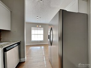 10919 Livingston Dr in New Port Richey, FL - Building Photo - Building Photo