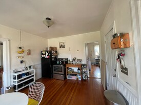 366 Friendship St in Providence, RI - Building Photo