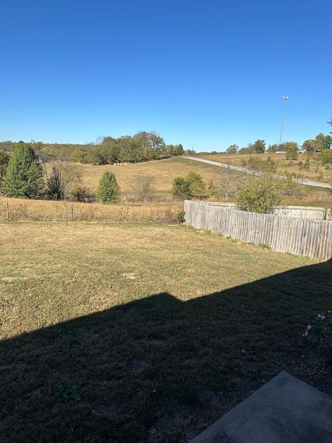 property at 2734 W Colton Ave