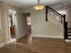 34 W Keller St in Mechanicsburg, PA - Building Photo - Building Photo