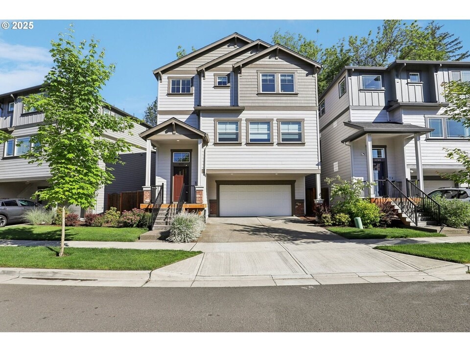 18315 SW Silvertip St in Beaverton, OR - Building Photo