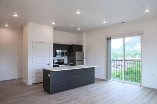 25th and Quincy in Ogden, UT - Building Photo