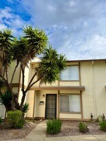 27463 Ponderosa Ct in Hayward, CA - Building Photo