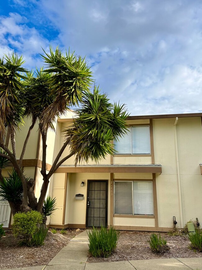 property at 27463 Ponderosa Ct