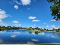 948 SW 144th Ave in Pembroke Pines, FL - Building Photo - Building Photo