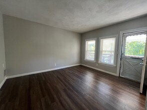 268 River St in Waltham, MA - Building Photo - Building Photo