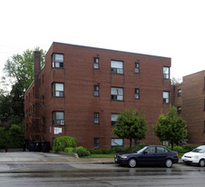 2690 Bloor St W Apartments