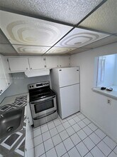 89 Berkshire D in West Palm Beach, FL - Building Photo - Building Photo