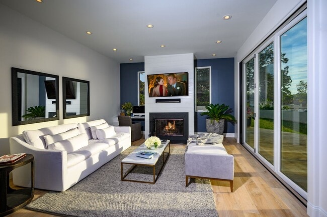 334 La Amatista Rd in Del Mar, CA - Building Photo - Building Photo