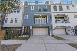 2422 Hadley St in Houston, TX - Building Photo - Building Photo