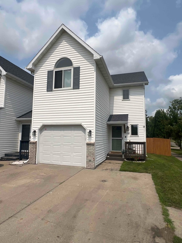 property at 1702 28th Ave S